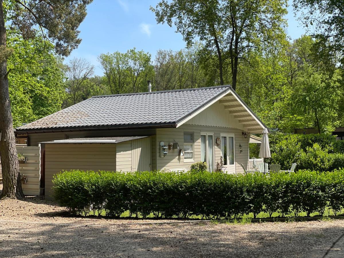 Chalet Sint-Hubertus Zutendaal Extérieur photo